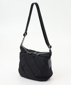 Y'SACCS / イザック ショルダーバッグ | ストリームラインショルダー