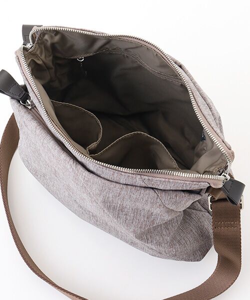 Y'SACCS / イザック ショルダーバッグ | ストリームラインショルダー | 詳細6