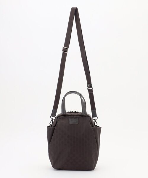 Y'SACCS / イザック ボストンバッグ | 【大人のおしゃれ手帖11月号掲載】市川実和子×Y'SACCS　ドットミニボストン | 詳細16