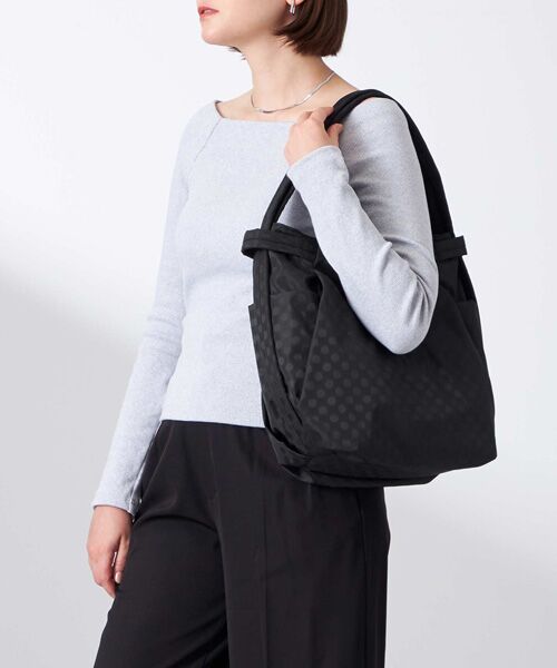 Y'SACCS / イザック リュック・バックパック | 【大人のおしゃれ手帖11月号掲載】市川実和子×Y'SACCS　ドット2WAYリュック | 詳細1