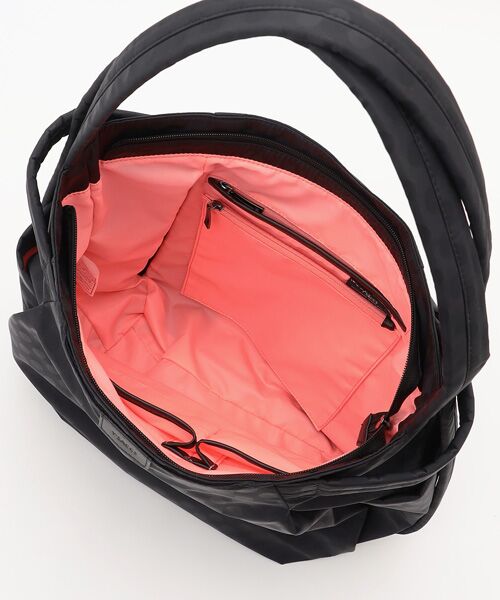 Y'SACCS / イザック リュック・バックパック | 【大人のおしゃれ手帖11月号掲載】市川実和子×Y'SACCS　ドット2WAYリュック | 詳細7