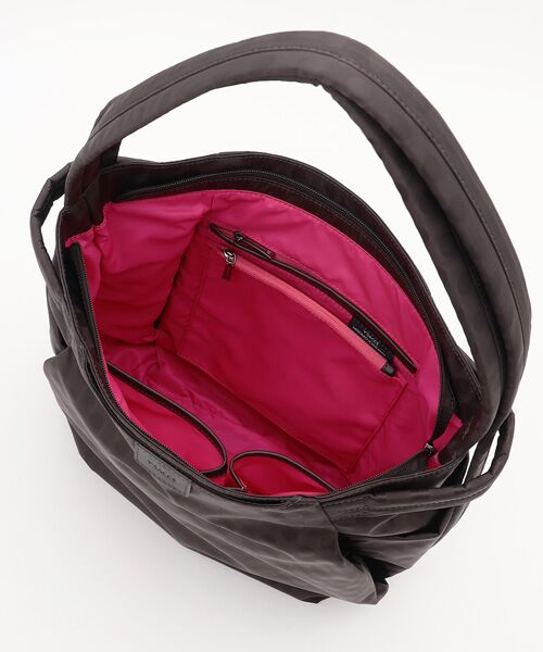 Y'SACCS / イザック リュック・バックパック | 【大人のおしゃれ手帖11月号掲載】市川実和子×Y'SACCS　ドット2WAYリュック | 詳細16