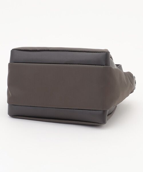 Y'SACCS / イザック トートバッグ | 【大人のおしゃれ手帖11月号掲載】市川実和子×Y'SACCS　ナイロンすっきりミニマムトート | 詳細14