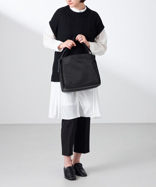 Y'SACCS / イザック トートバッグ | 【大人のおしゃれ手帖11月号掲載】市川実和子×Y'SACCS　ナイロンすっきりトート | 詳細3