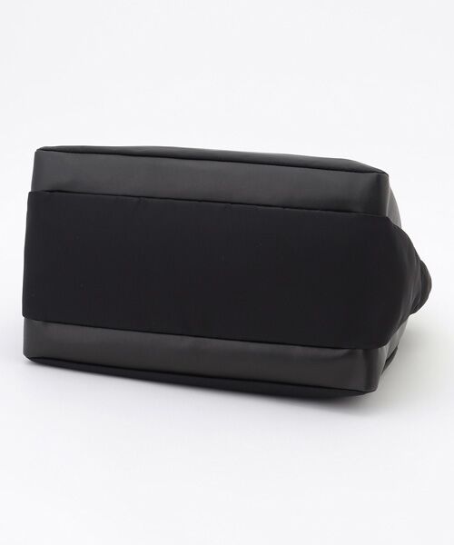 Y'SACCS / イザック トートバッグ | 【大人のおしゃれ手帖11月号掲載】市川実和子×Y'SACCS　ナイロンすっきりトート | 詳細7