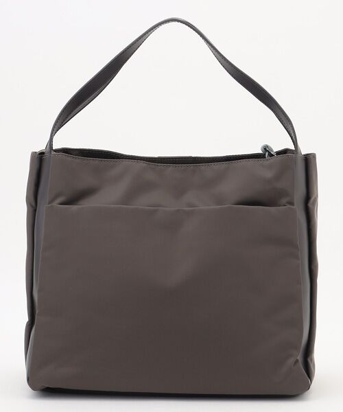 Y'SACCS / イザック トートバッグ | 【大人のおしゃれ手帖11月号掲載】市川実和子×Y'SACCS　ナイロンすっきりトート | 詳細11