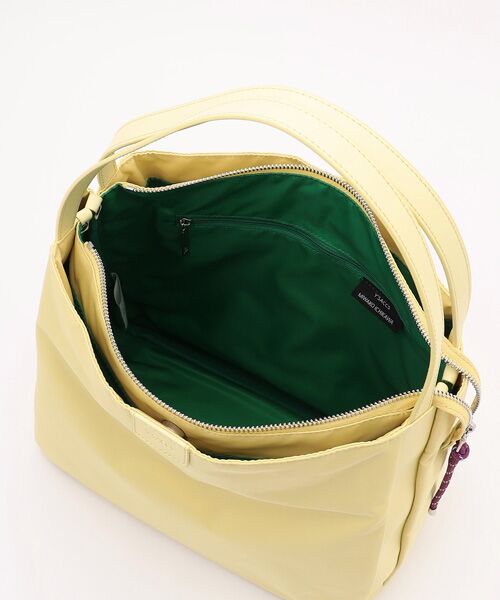 Y'SACCS / イザック トートバッグ | 【大人のおしゃれ手帖11月号掲載】市川実和子×Y'SACCS　ナイロンすっきりトート | 詳細24