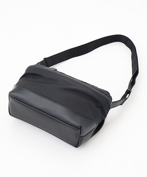 Y'SACCS / イザック ショルダーバッグ | シルキーリュクスショルダーバッグ | 詳細4