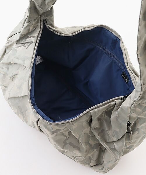 Y'SACCS / イザック ショルダーバッグ | 迷彩ジャカードシャーリングショルダーバッグ | 詳細5