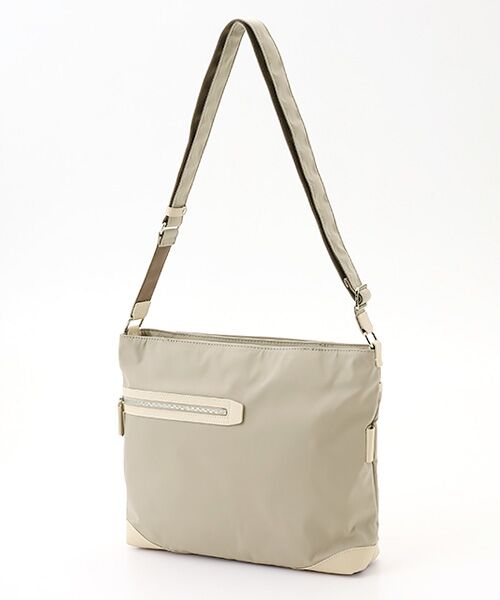 Y'SACCS / イザック ショルダーバッグ | アシメファスナーポケットショルダー（ベージュ）