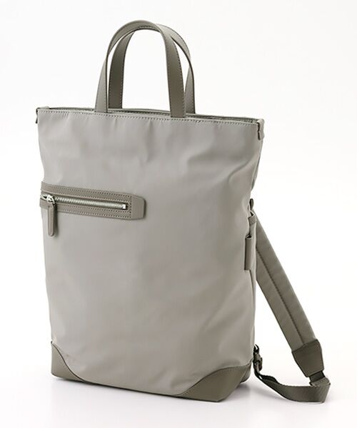 Y'SACCS / イザック リュック・バックパック | アシメファスナーポケットリュック（グレージュ）