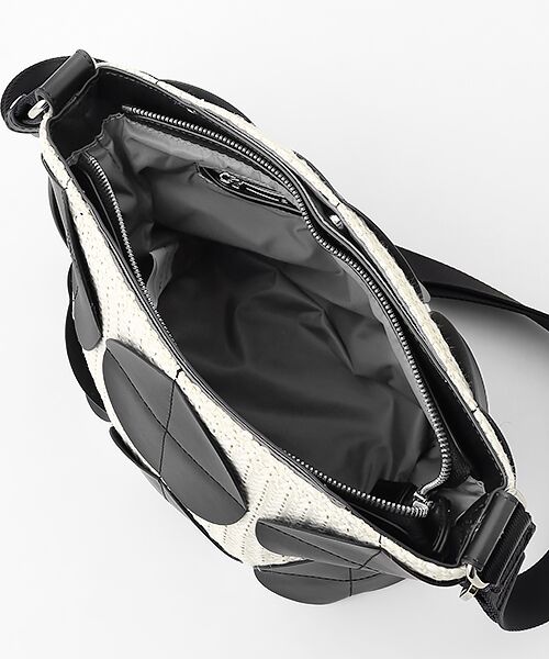 Y'SACCS / イザック ショルダーバッグ | サークルパッチショルダーバッグ | 詳細5